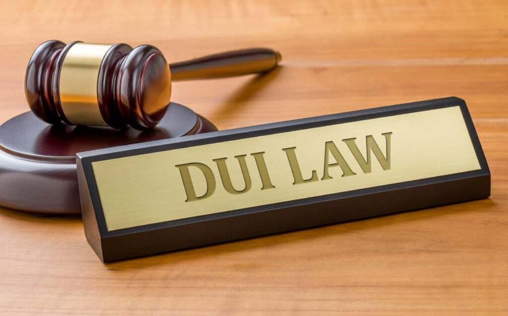 DUI LAW sign with Judges Hammer